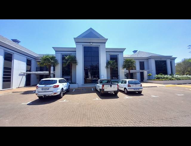 240M² OFFICE TO LET IN BRYANSTON